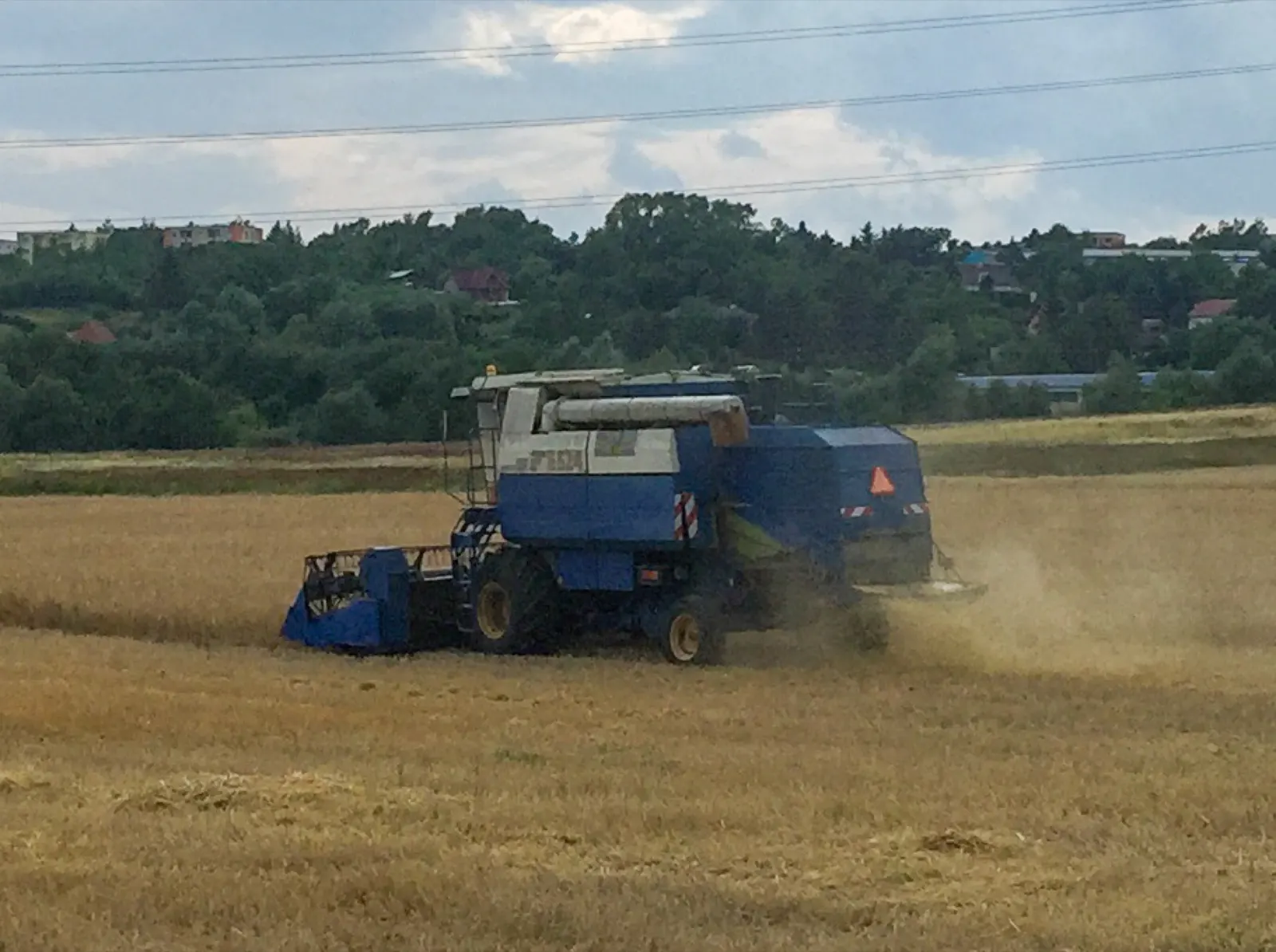 Kombajn Fortschritt E 524 z boku